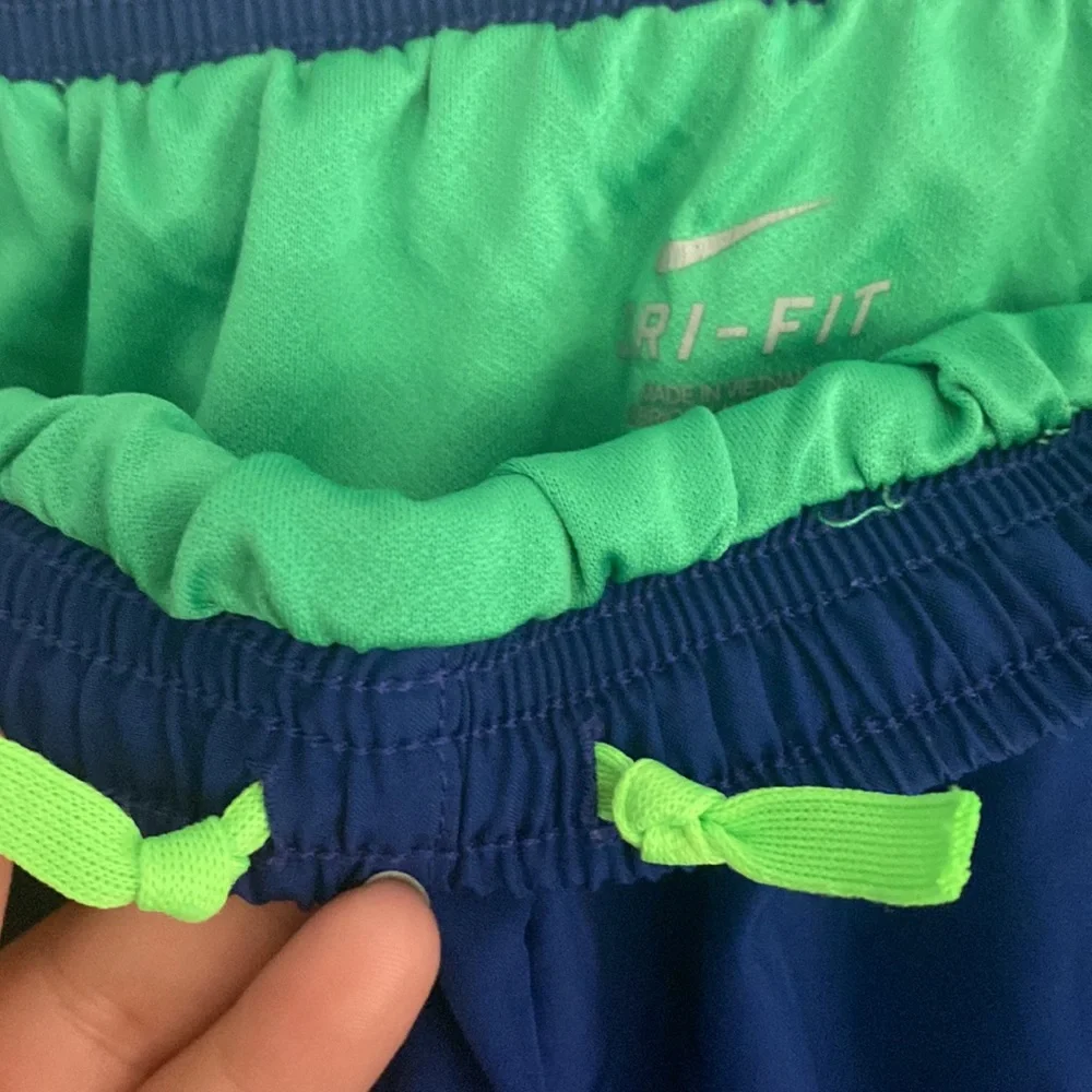 Blue, Green, and Neon Green Nike Tempo Fri-fit Running Shorts size Large - Picture 4 of 7